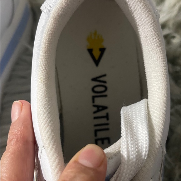 Vintage Volatile White and Light Blue Platform Sneakers - Picture 6 of 6